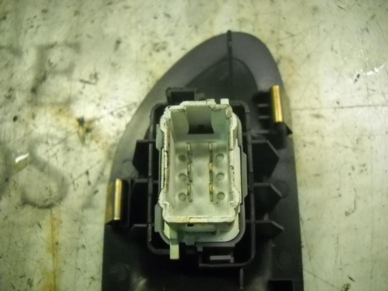 Recambio de mando elevalunas trasero izquierdo para renault laguna ii (bg0) authentique referencia OEM IAM   