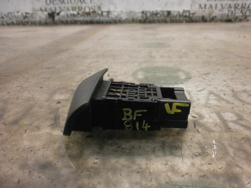 Recambio de warning para nissan primera berlina (p12) visia referencia OEM IAM 25290AU000  