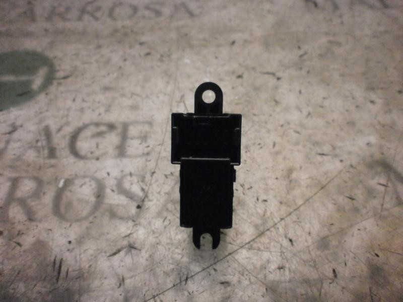 Recambio de mando elevalunas delantero derecho para nissan primera berlina (p12) visia referencia OEM IAM 25411AV600 25411AV600 