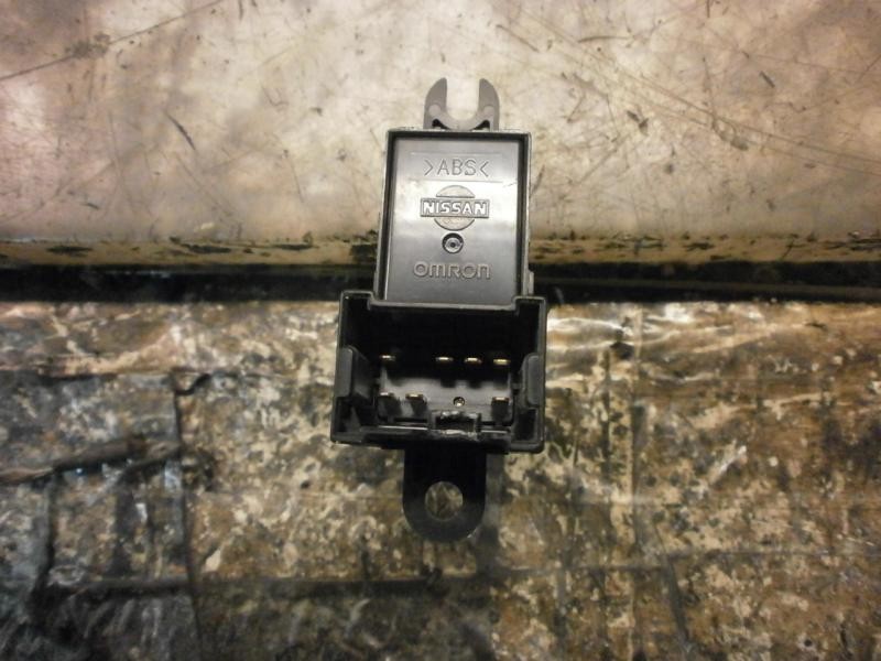 Recambio de mando elevalunas trasero izquierdo para nissan primera berlina (p12) visia referencia OEM IAM 25411AV600 25411AV600 