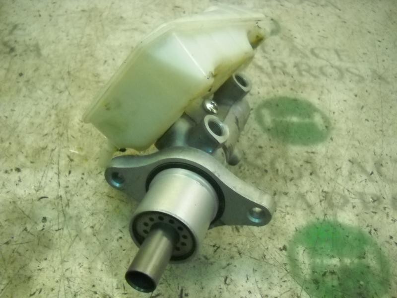 Recambio de bomba freno para ford focus berlina (cap) 1.6 16v cat referencia OEM IAM   