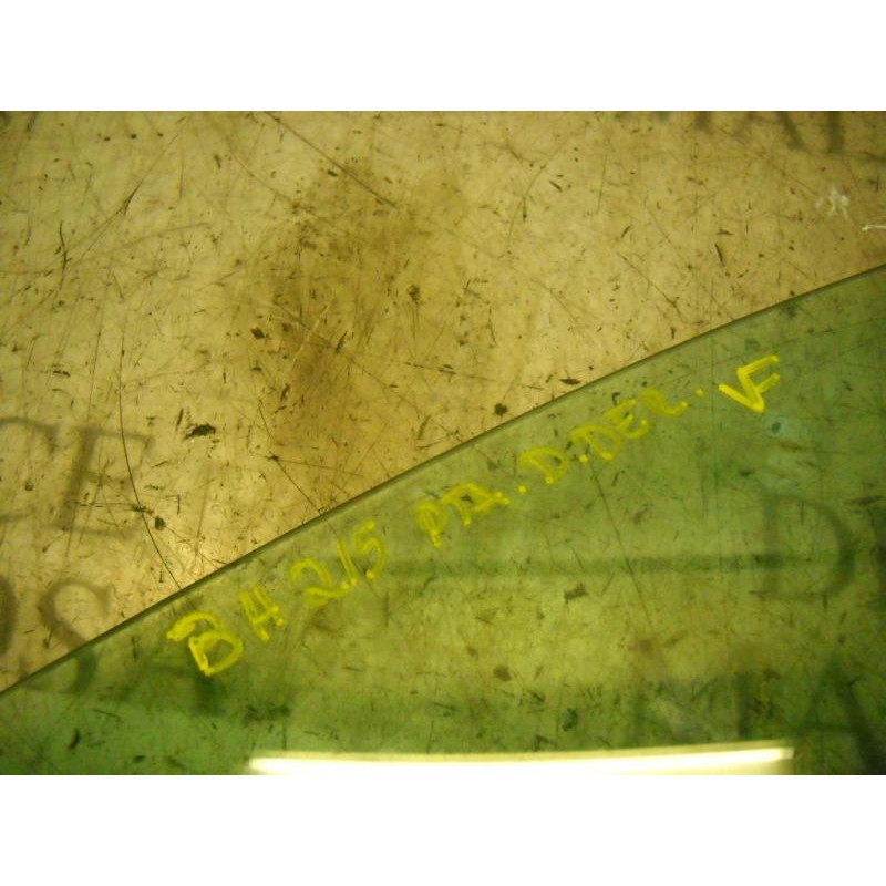 Recambio de cristal puerta delantero derecho para ford focus berlina (cap) 1.6 16v cat referencia OEM IAM   