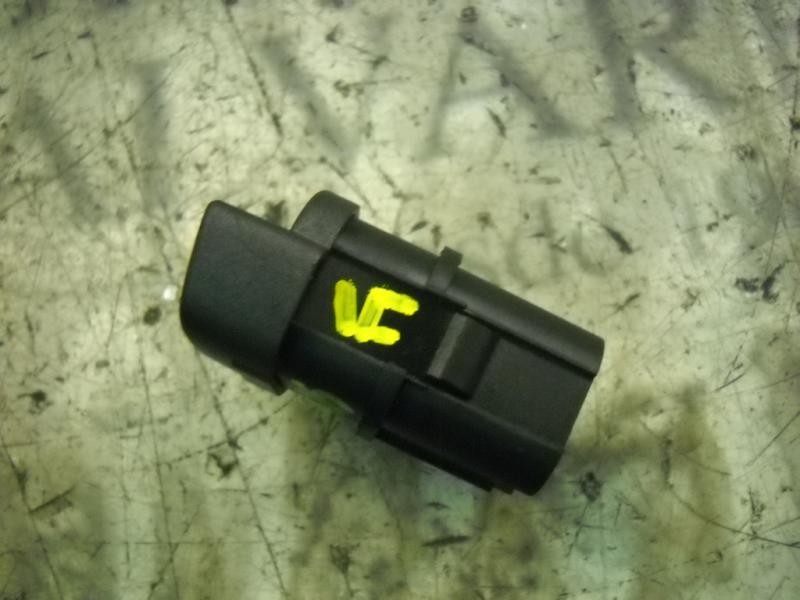 Recambio de warning para ford focus berlina (cap) 1.6 16v cat referencia OEM IAM   