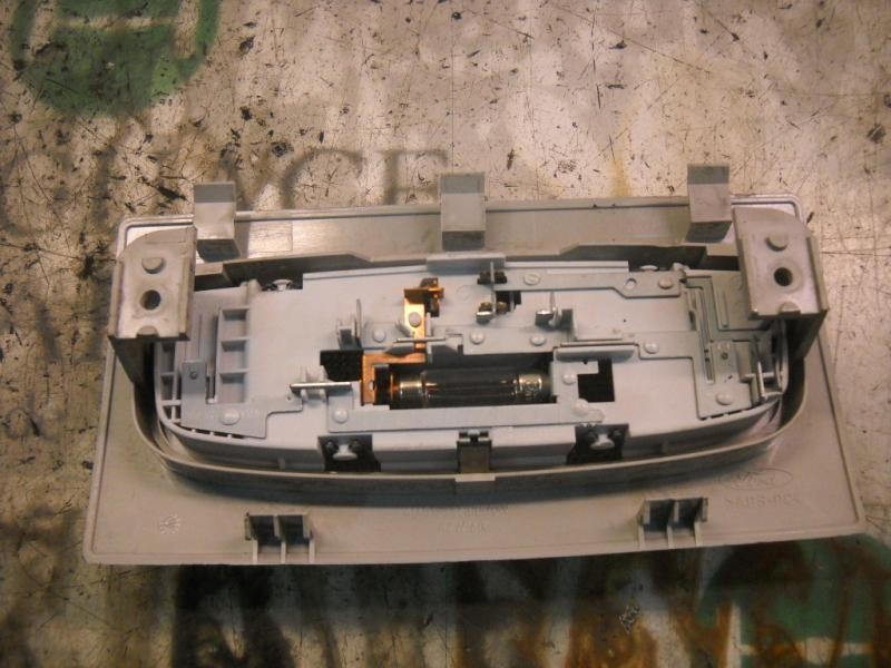 Recambio de piloto interior para ford focus berlina (cap) 1.6 16v cat referencia OEM IAM   