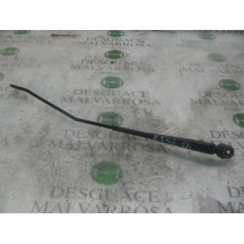 BRAZO LIMPIA DELANTERO DERECHO 