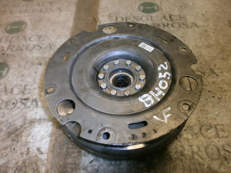 Recambio de volante motor para audi a5 coupe (8t) 2.0 16v tfsi referencia OEM IAM   