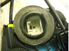 Recambio de cerradura puerta trasera izquierda para toyota prius (nhw20) sol referencia OEM IAM    2