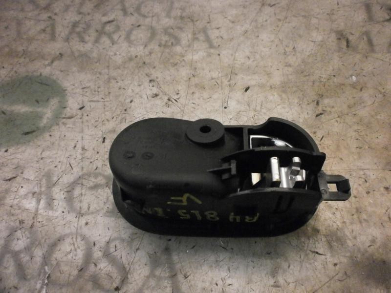 Recambio de maneta interior delantera izquierda para ford fiesta (cbk) trend referencia OEM IAM   