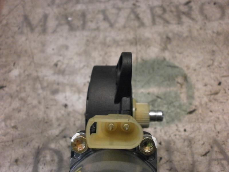 Recambio de motor elevalunas delantero derecho para ford fiesta (cbk) trend referencia OEM IAM   