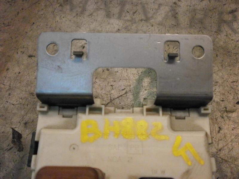 Recambio de caja reles / fusibles para nissan almera tino (v10m) visia referencia OEM IAM   