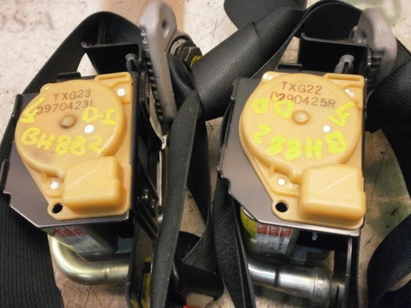 Recambio de cinturon seguridad delantero para nissan almera tino (v10m) visia referencia OEM IAM   