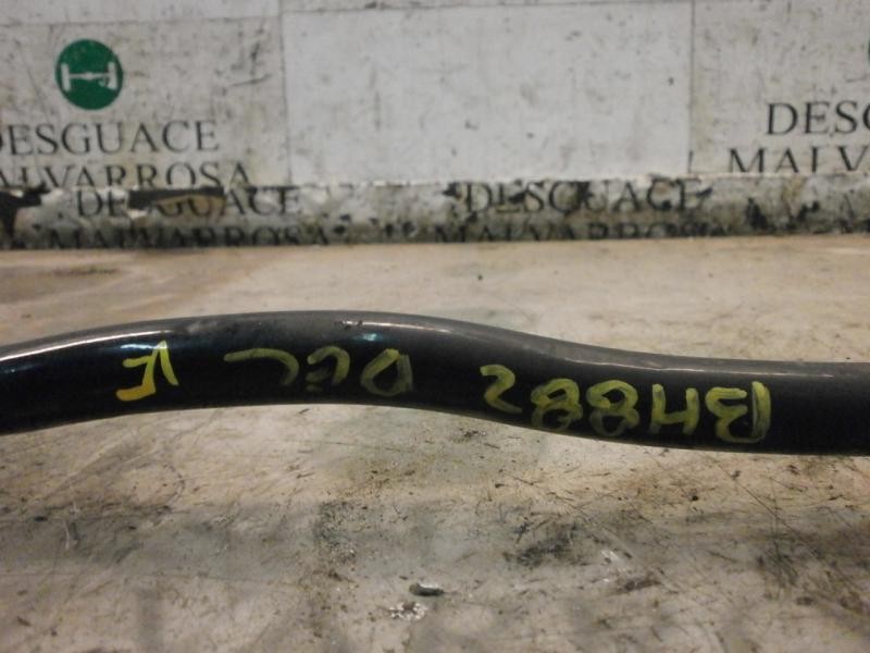 Recambio de barra estabilizadora delantera para nissan almera tino (v10m) visia referencia OEM IAM   