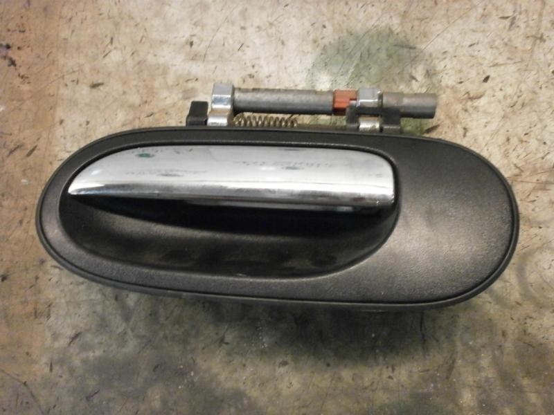 Recambio de maneta exterior trasera izquierda para nissan almera tino (v10m) visia referencia OEM IAM   