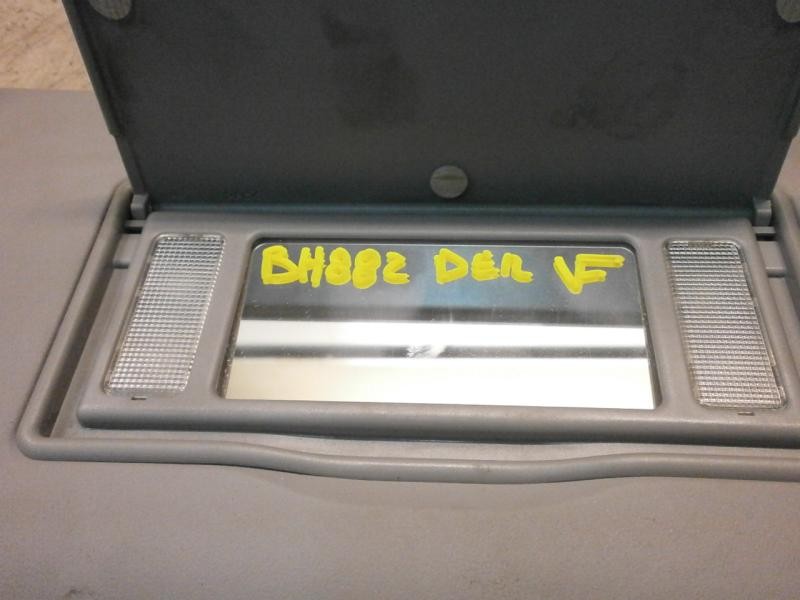 Recambio de parasol derecho para nissan almera tino (v10m) visia referencia OEM IAM   