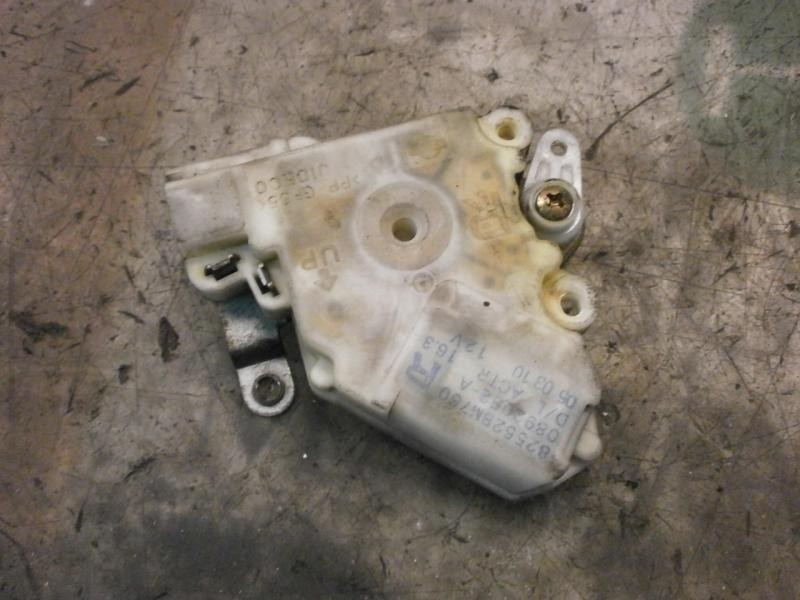 Recambio de motor c/c trasero derecho para nissan almera tino (v10m) visia referencia OEM IAM   