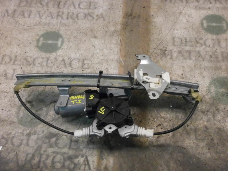 Recambio de elevalunas trasero izquierdo para nissan almera tino (v10m) visia referencia OEM IAM   