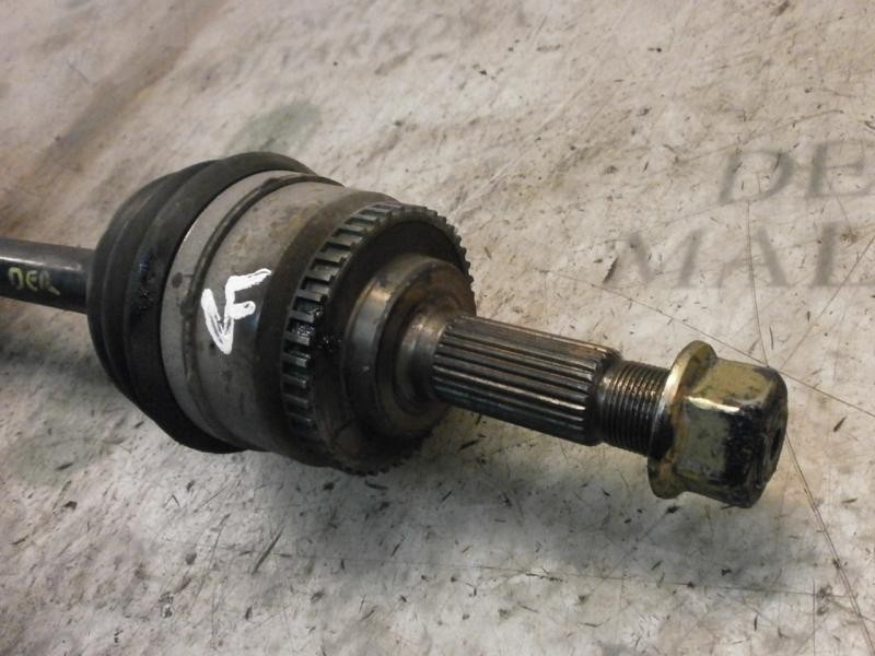 Recambio de transmision derecha para nissan almera tino (v10m) visia referencia OEM IAM   