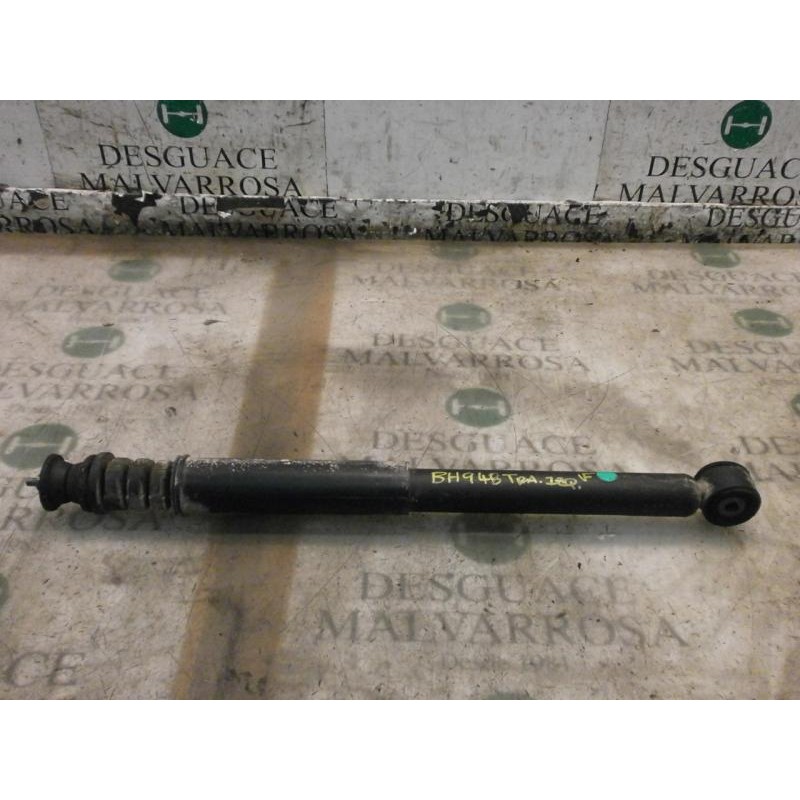 Recambio de amortiguador trasero izquierdo para renault clio ii fase ii (b/cb0) campus referencia OEM IAM   