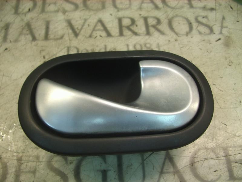 Recambio de maneta interior trasera derecha para renault scenic ii authentique referencia OEM IAM   