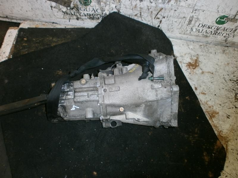 Recambio de caja cambios para bmw z3 roadster (e36) 1.8 referencia OEM IAM 23007505600 AKU 