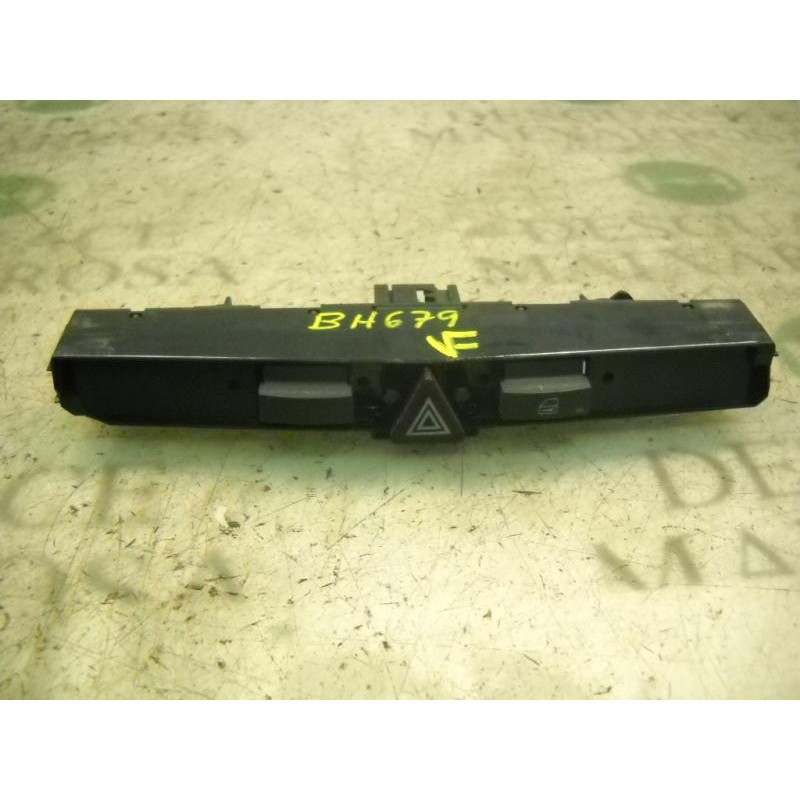 Recambio de warning para opel astra h caravan elegance referencia OEM IAM   