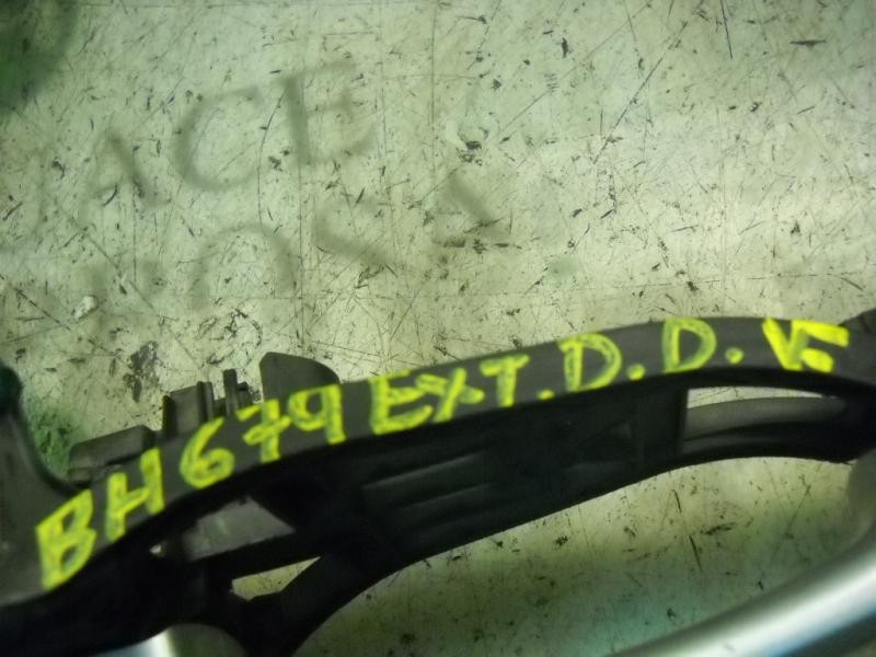 Recambio de maneta exterior delantera derecha para opel astra h caravan elegance referencia OEM IAM   