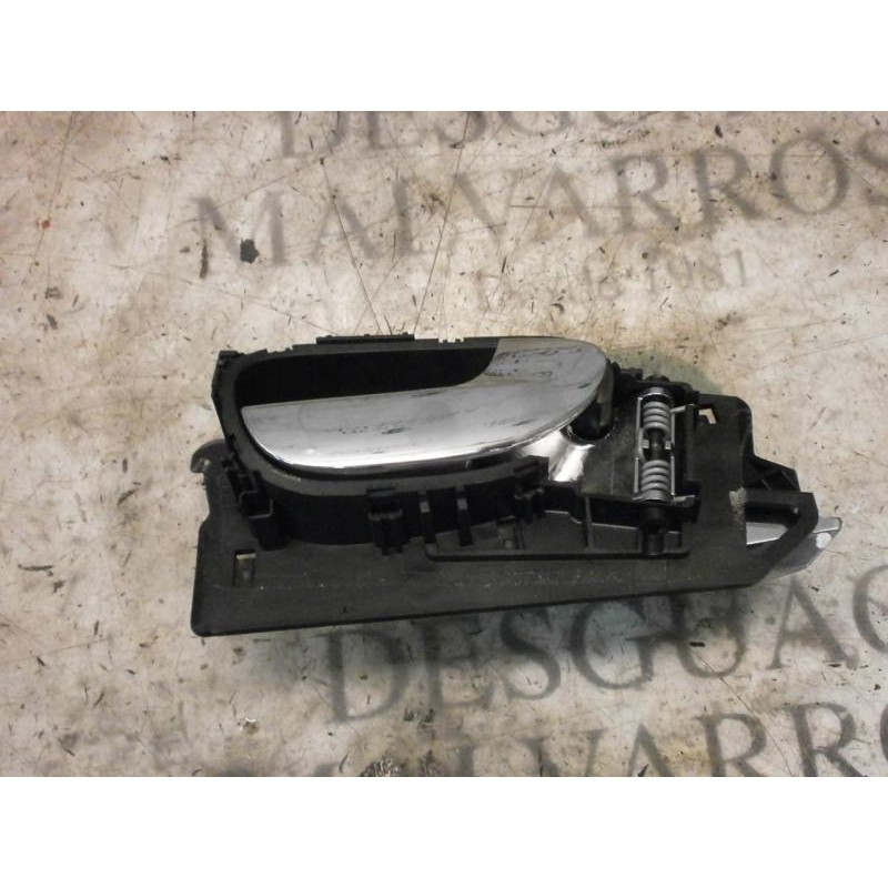 Recambio de maneta interior trasera derecha para peugeot 307 break/sw (s2) xs+ referencia OEM IAM   