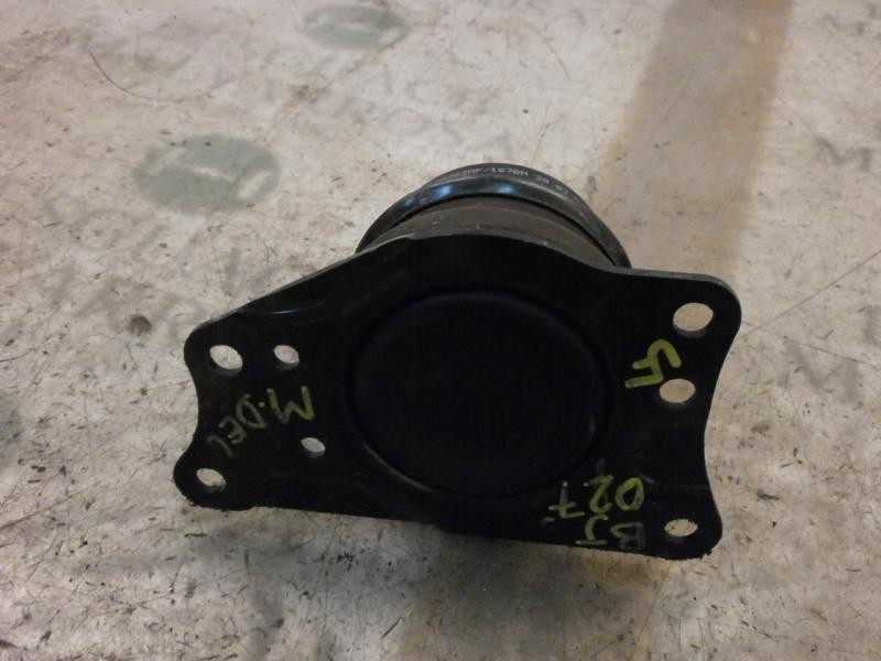 Recambio de soporte motor delantero para seat cordoba berlina (6l2) stella referencia OEM IAM   