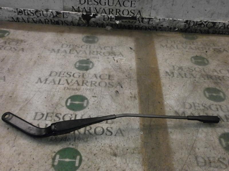 Recambio de brazo limpia delantero derecho para bmw serie 1 berlina (e81/e87) 118d referencia OEM IAM 61619450004  