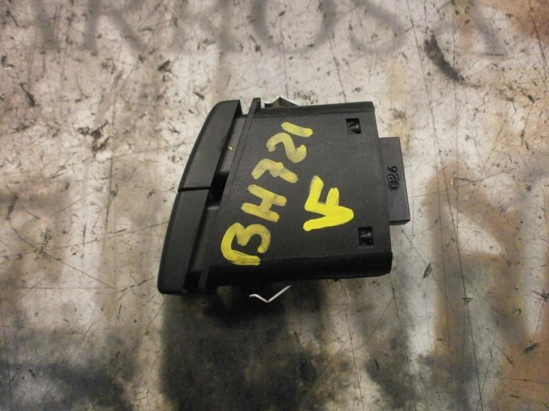 Recambio de warning para bmw serie 5 touring (e61) 530d referencia OEM IAM 61316919506 61316919506 