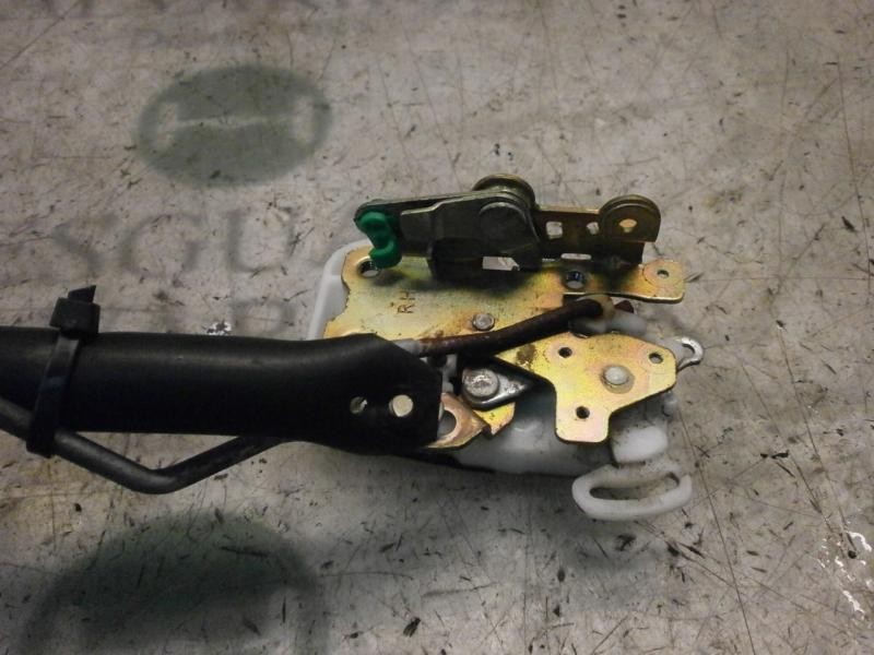 Recambio de cerradura puerta delantera derecha para mg serie 45 (t/rt) classic referencia OEM IAM   