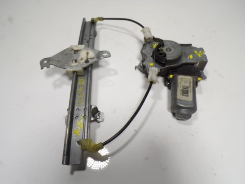 Recambio de elevalunas trasero izquierdo para nissan qashqai (j10) tekna referencia OEM IAM 82701JD400 402191A 