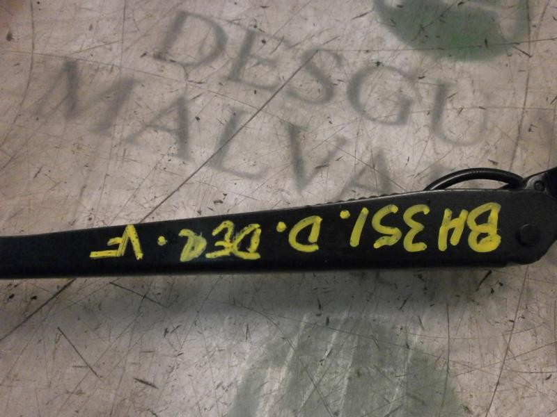 Recambio de brazo limpia delantero derecho para peugeot 5008 premium referencia OEM IAM 6429GG  