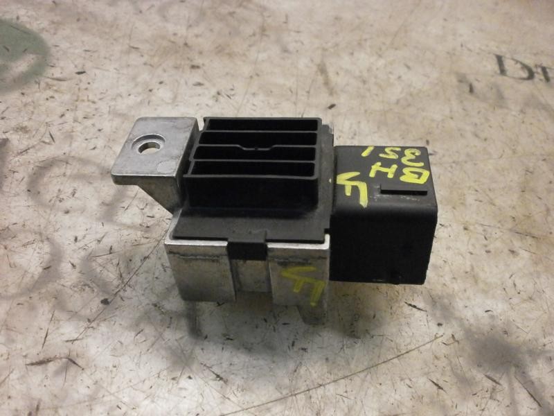 Recambio de caja precalentamiento para peugeot 5008 premium referencia OEM IAM 598144  