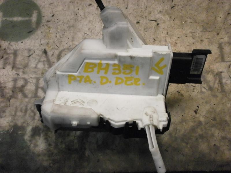 Recambio de cerradura puerta delantera derecha para peugeot 5008 premium referencia OEM IAM 9800623380  