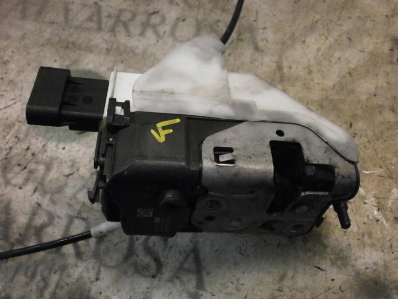 Recambio de cerradura puerta delantera derecha para peugeot 5008 premium referencia OEM IAM 9800623380  