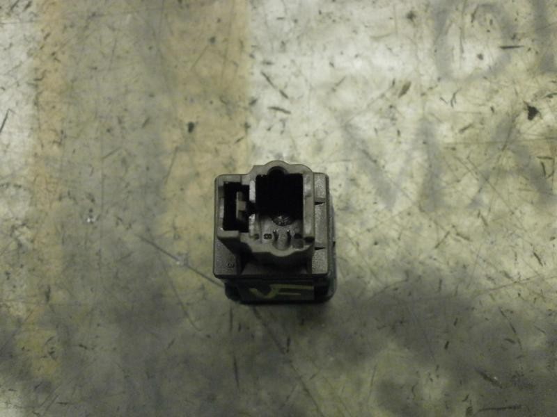 Recambio de modulo electronico para peugeot 5008 premium referencia OEM IAM 6556EJ  