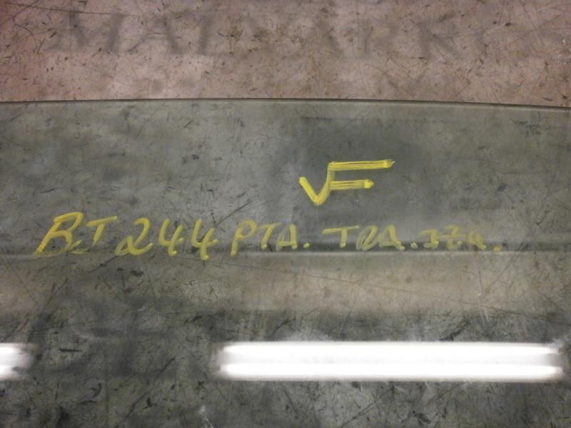 Recambio de cristal puerta trasero izquierdo para ford focus berlina (cap) titanium referencia OEM IAM   