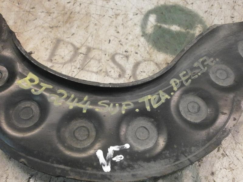 Recambio de brazo suspension superior trasero izquierdo para ford focus berlina (cap) titanium referencia OEM IAM   