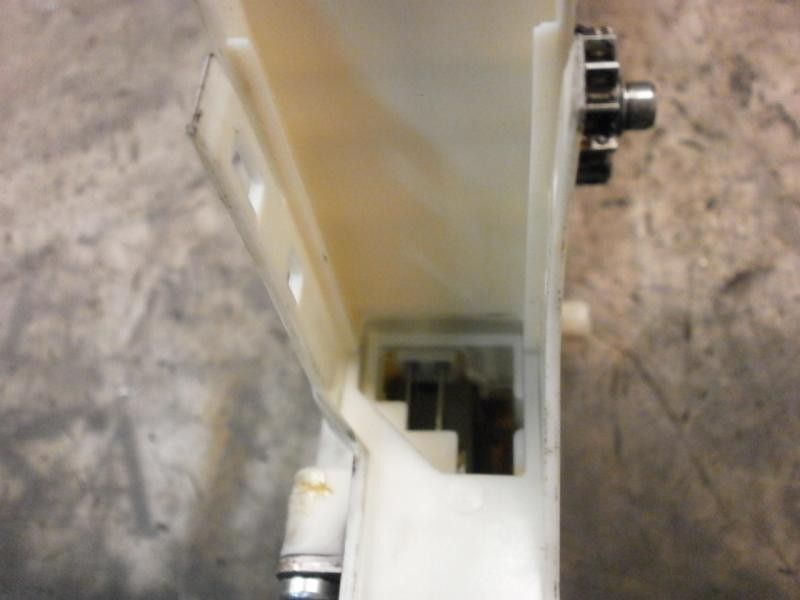 Recambio de motor elevalunas delantero izquierdo para ford focus berlina (cap) titanium referencia OEM IAM   