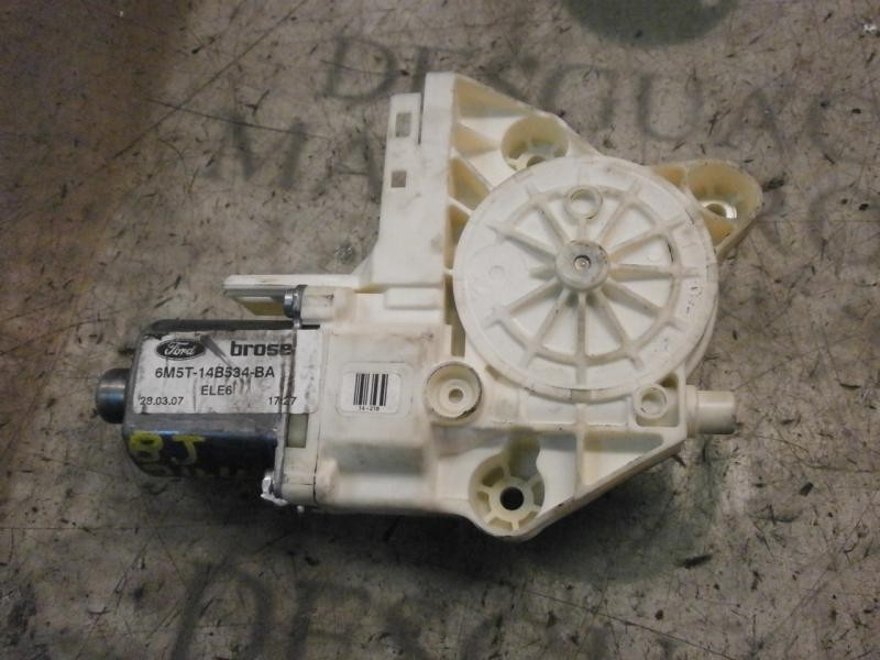 Recambio de motor elevalunas trasero derecho para ford focus berlina (cap) titanium referencia OEM IAM   