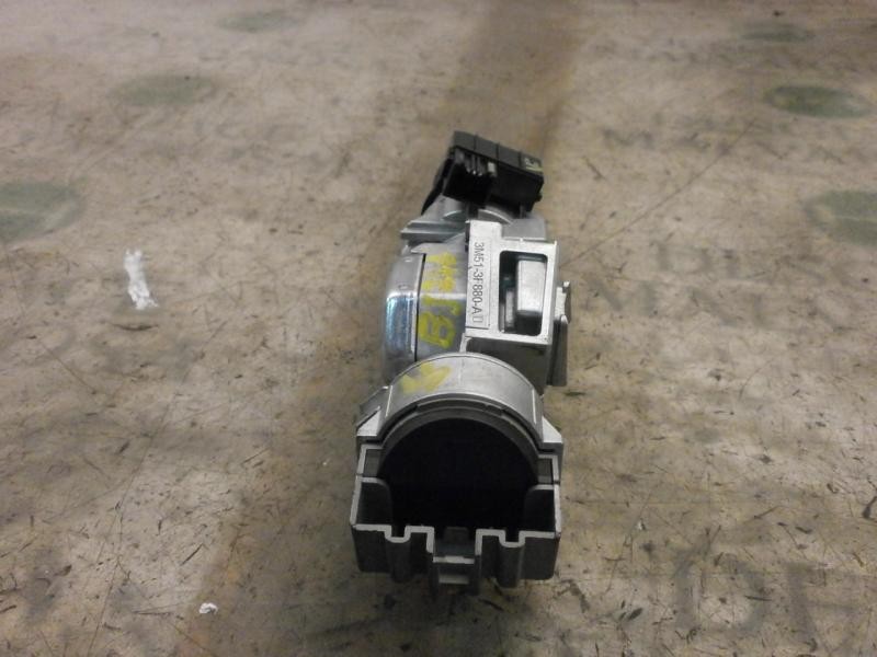 Recambio de antirrobo para ford focus berlina (cap) titanium referencia OEM IAM   