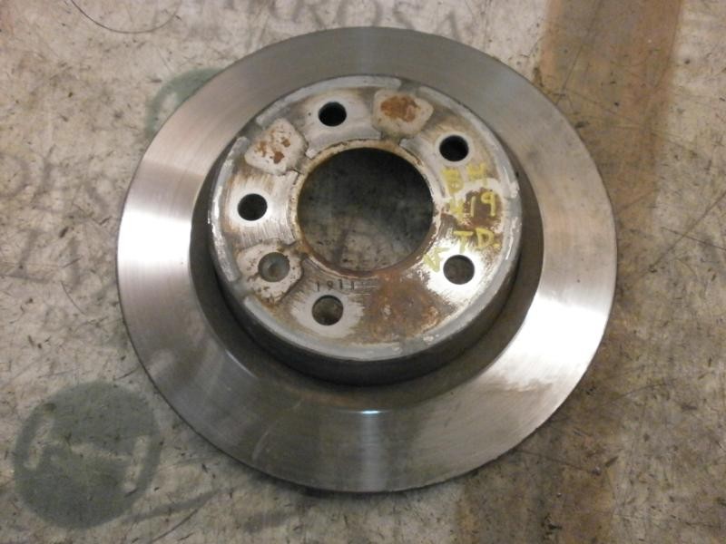 Recambio de disco freno trasero para opel zafira b enjoy referencia OEM IAM   