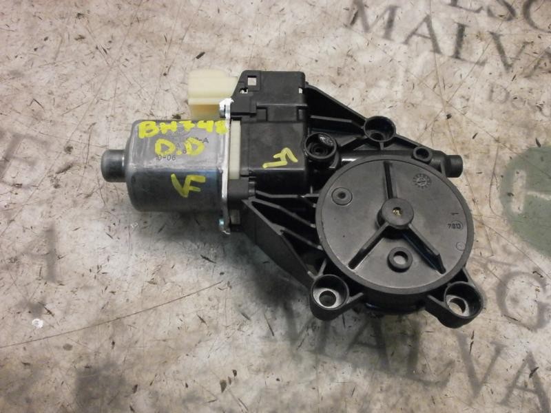 Recambio de motor elevalunas delantero derecho para ford fiesta (cb1) ambiente referencia OEM IAM   