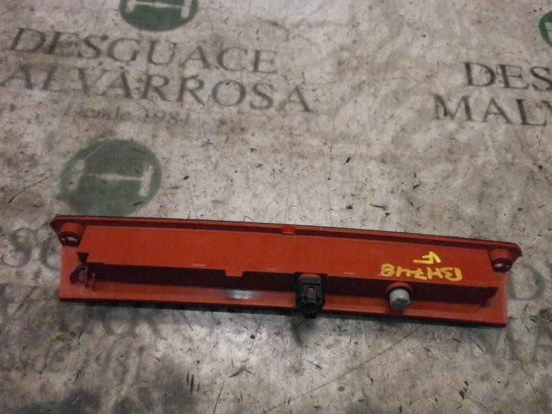 Recambio de piloto trasero central para ford fiesta (cb1) ambiente referencia OEM IAM   