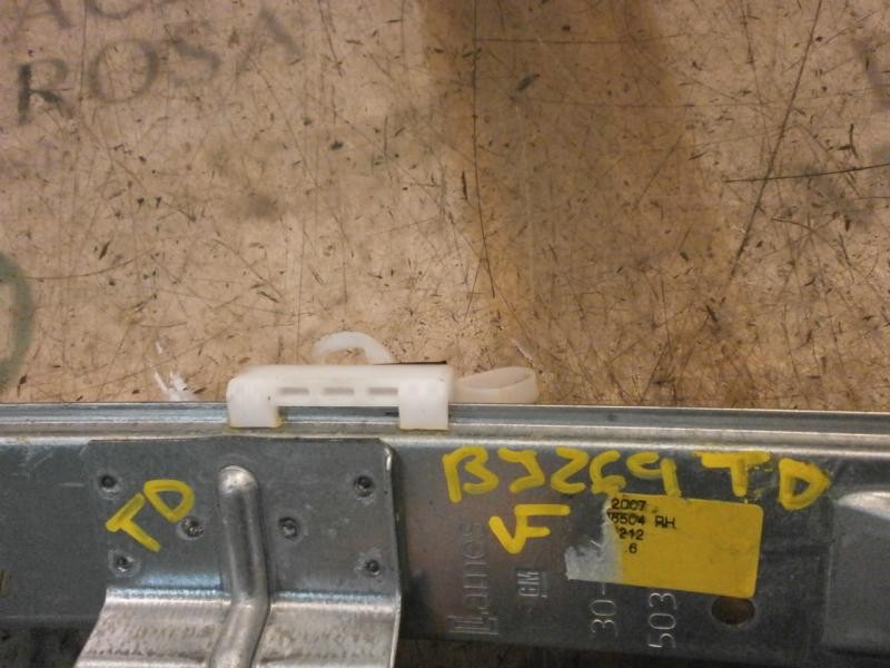 Recambio de elevalunas trasero derecho para opel corsa d enjoy referencia OEM IAM   