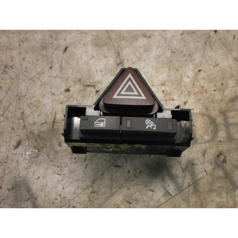 Recambio de warning para opel corsa d enjoy referencia OEM IAM   