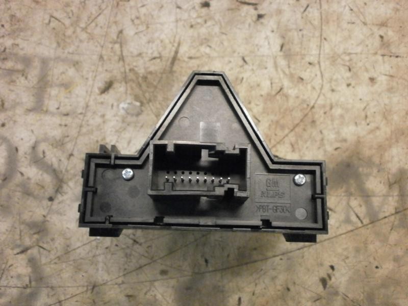 Recambio de warning para opel corsa d enjoy referencia OEM IAM   