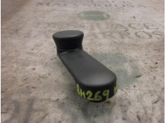 Recambio de maneta elevalunas trasera izquierda para opel corsa d enjoy referencia OEM IAM    2