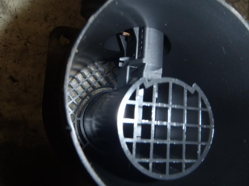 Recambio de caudalimetro para volkswagen golf v berlina (1k1) highline referencia OEM IAM 038906461B  